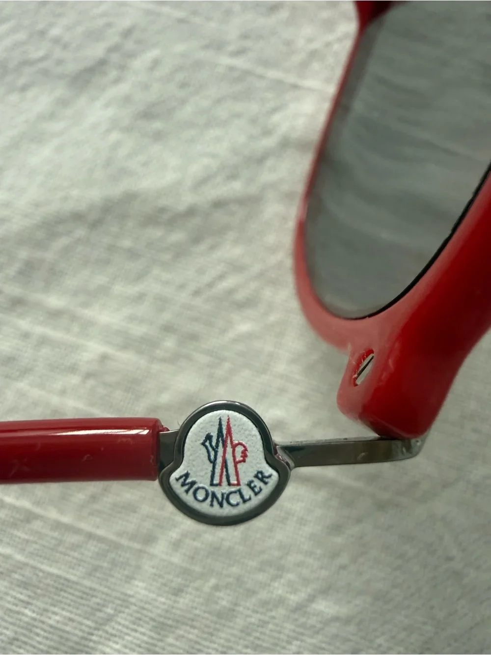 Moncler Red Aviator Mirrored Sunglasses Brand New ! No scratches. Gorgeous ❤️